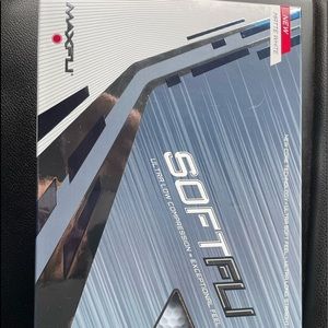 Maxfli softfli New Matte White Golfballs NIB